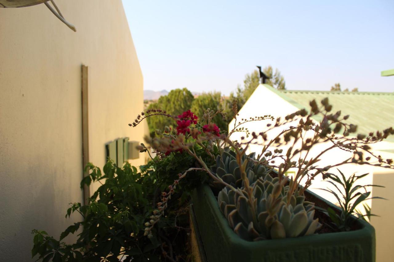 Onganga Hotel Pension Windhoek Esterno foto