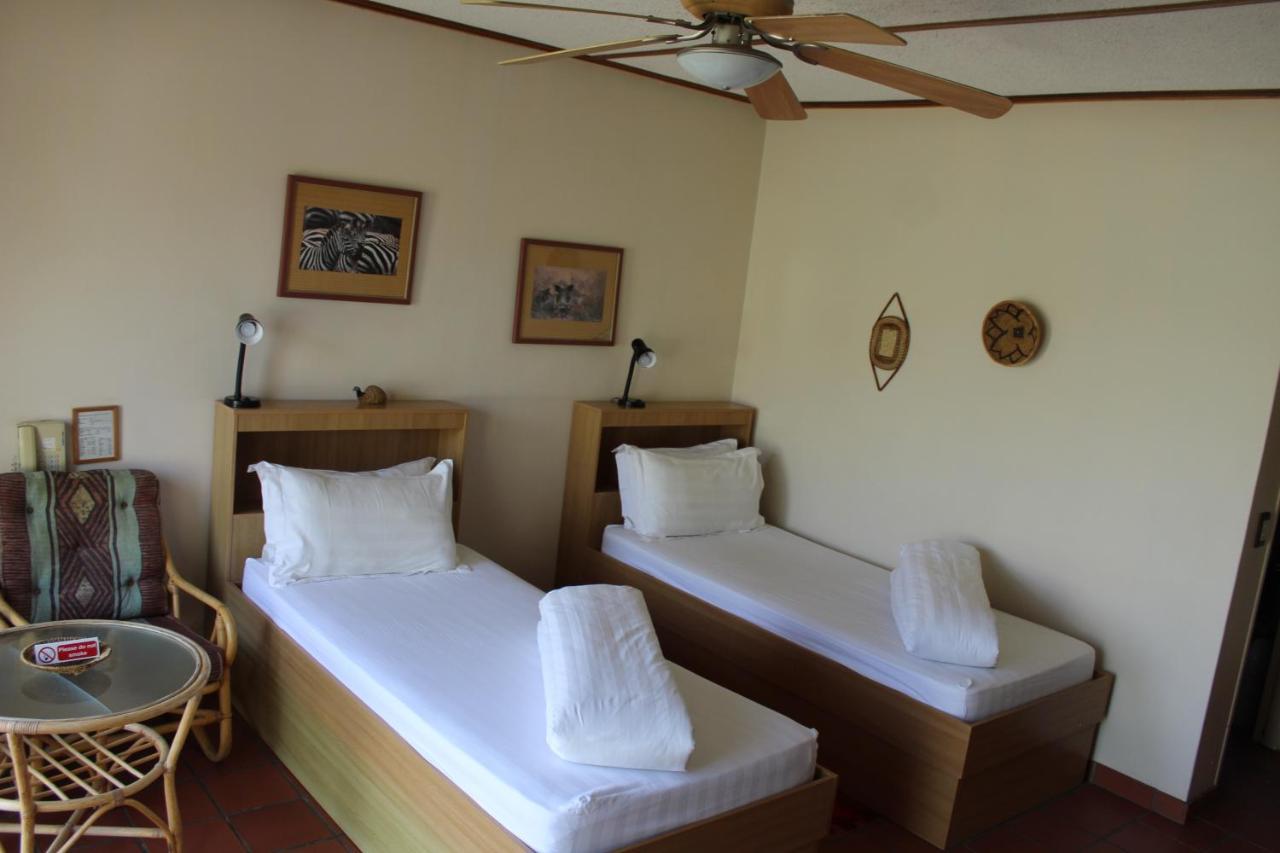 Onganga Hotel Pension Windhoek Esterno foto