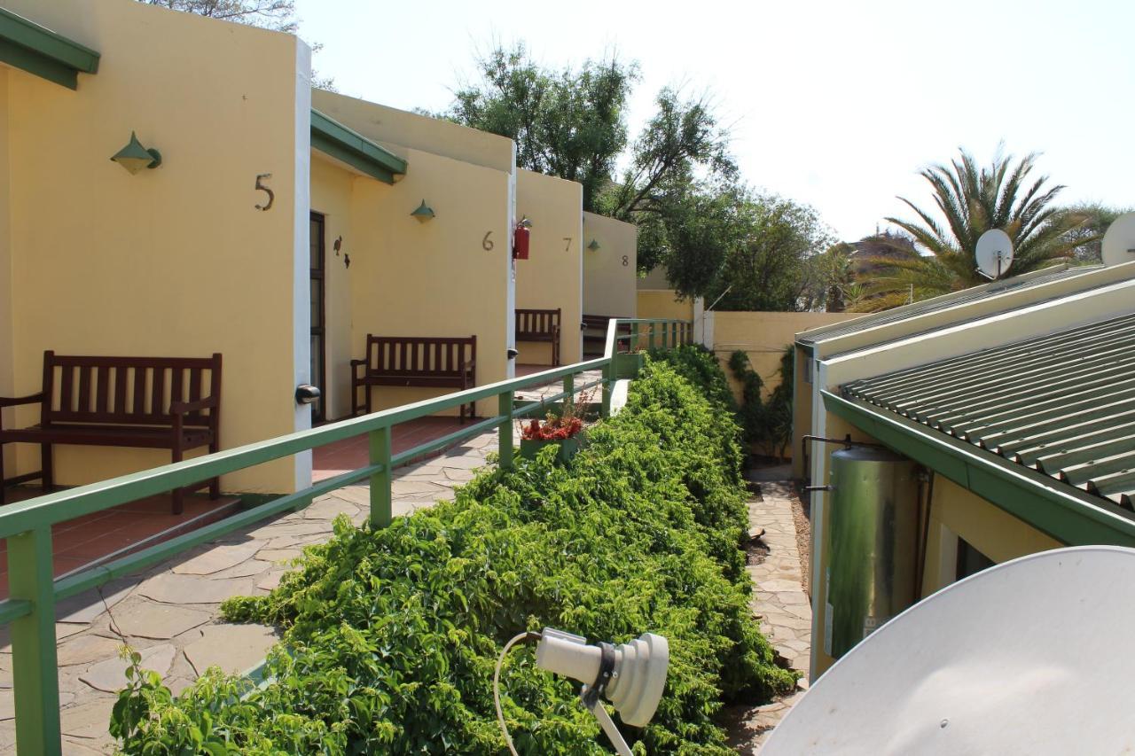 Onganga Hotel Pension Windhoek Esterno foto