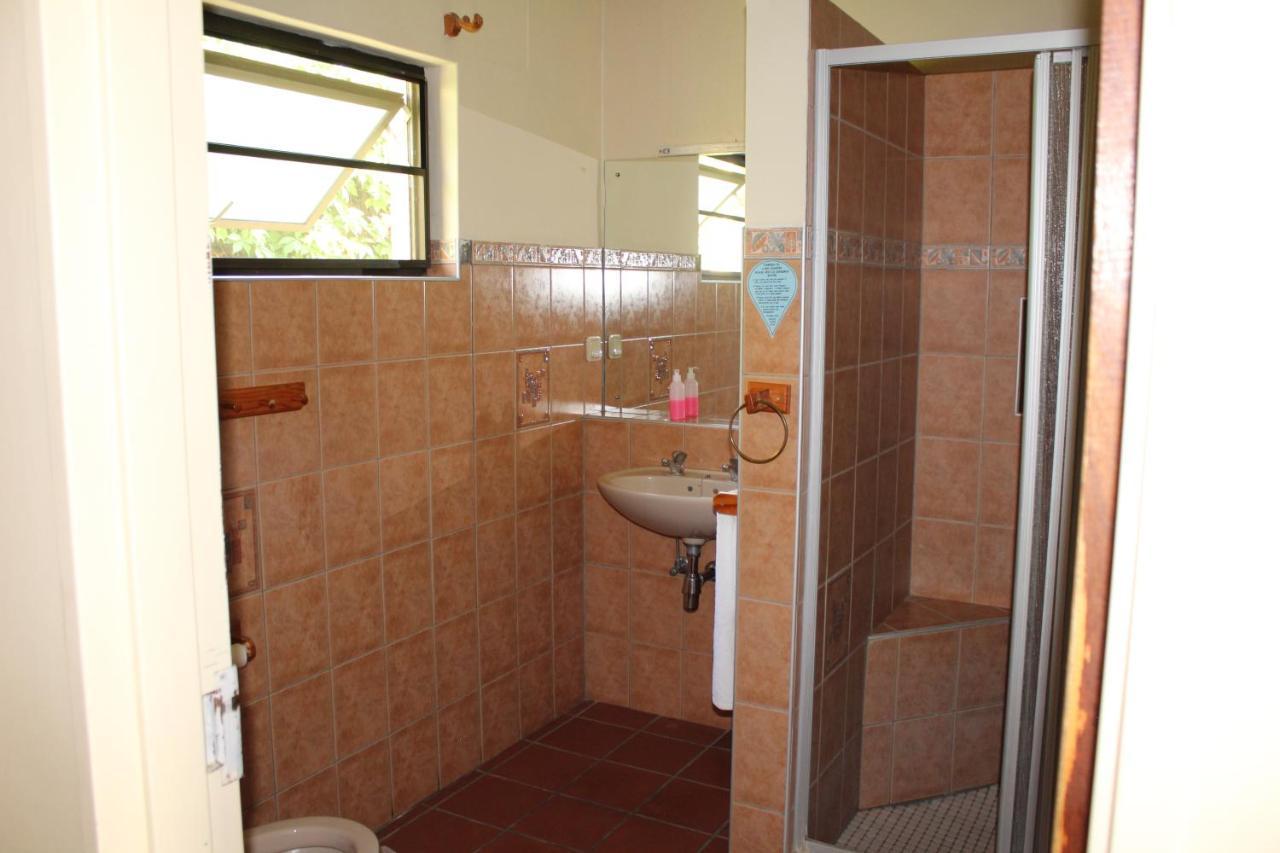 Onganga Hotel Pension Windhoek Esterno foto
